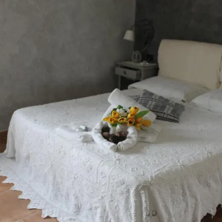 Oda ve Kahvaltı La Pavoncella